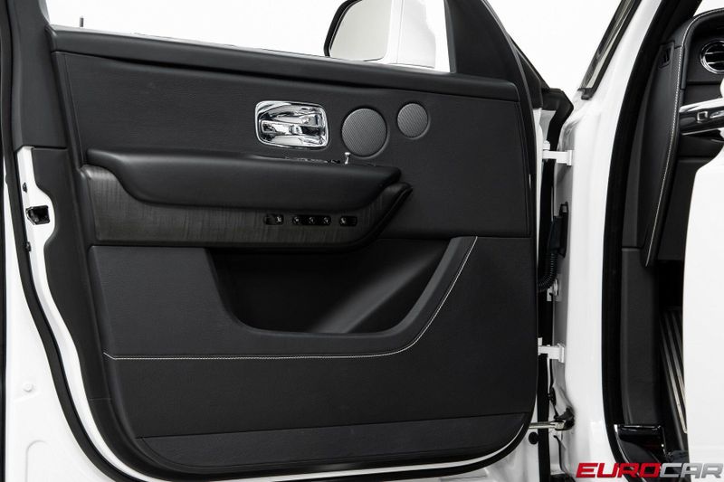 2020 Rolls-Royce Cullinan *PANORAMIC SUNROOF * IMMACULATE CONDITION*Image 20