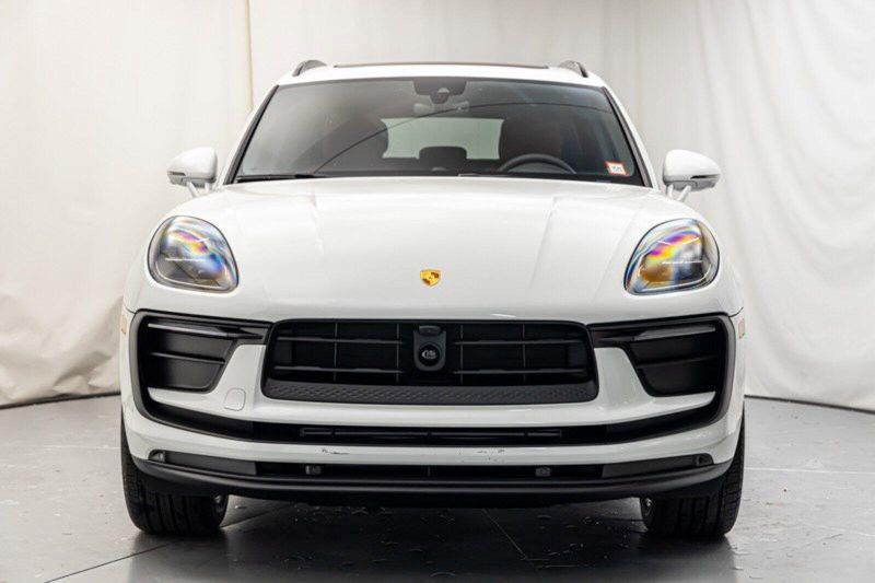 2024 Porsche Macan  in a White exterior color and Black/Bordeaux Redinterior. Lotus Manhattan 347-395-5714 lotusmanhattan.com 