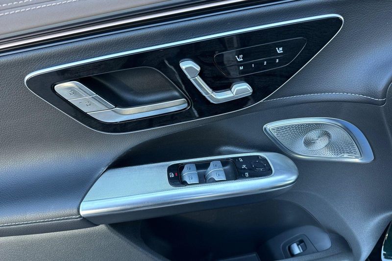 Used 2025 Mercedes-Benz EQE 350 SUVImage 11