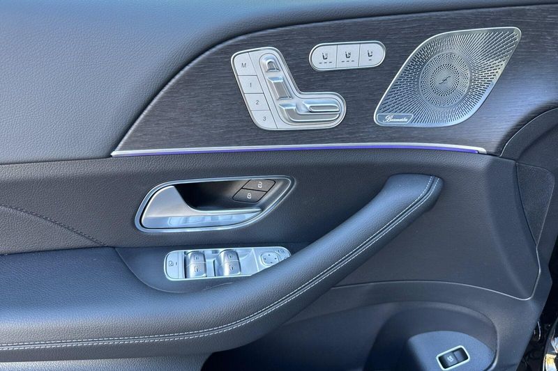 New 2026 Mercedes-Benz GLS 450Image 8