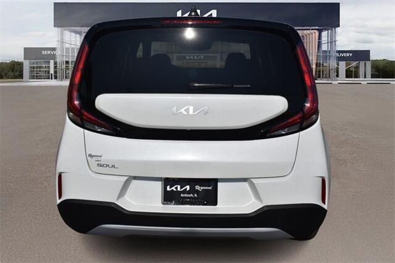 New 2025 Kia Soul SImage 4