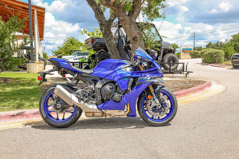 NEW 2026 YAMAHA YZF-R1 Image 20