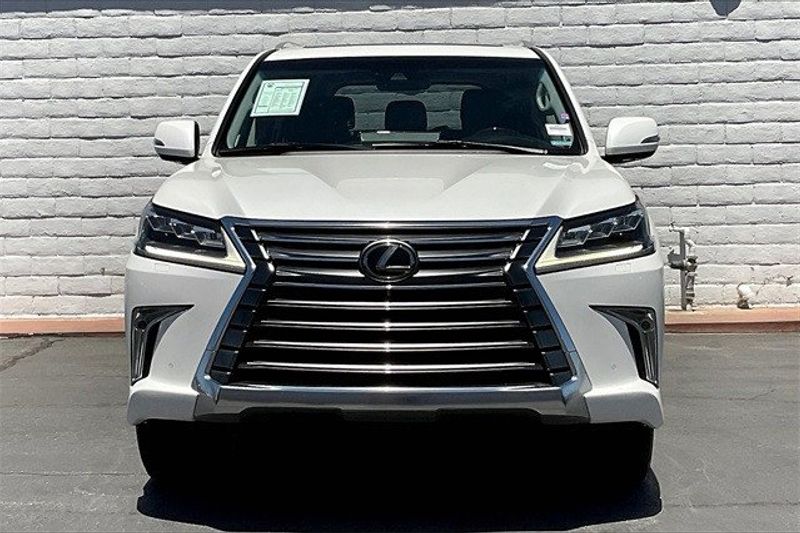 2018 Lexus LX 570 570Image 2