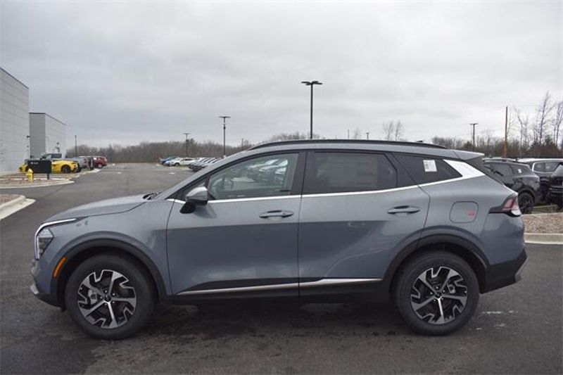 2025 Kia Sportage EXImage 6