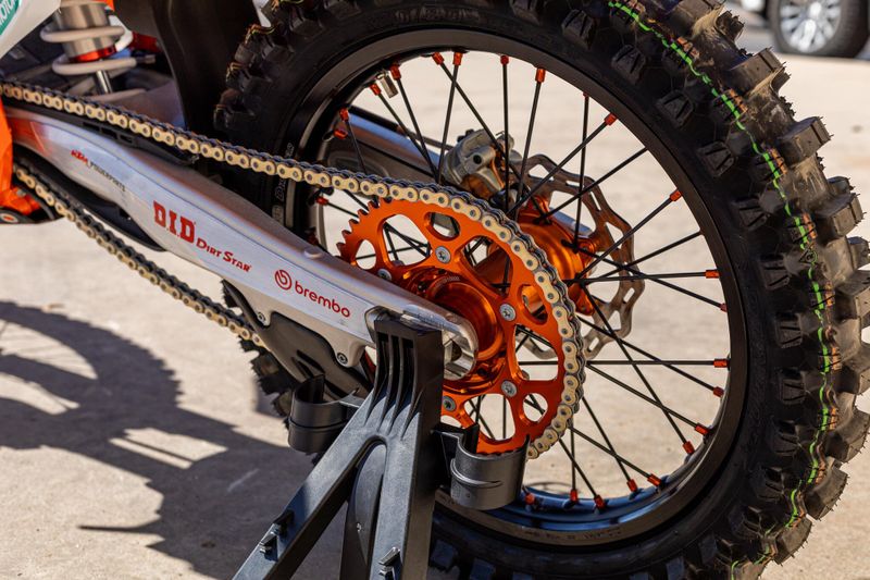 2025 KTM 450 SXF FACTORY EDITION Image 10