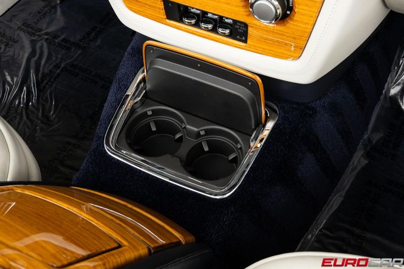 2010 Rolls-Royce Phantom Drophead Coupe *RARE INTERIOR * IMMACULATE CONDITION*Image 31