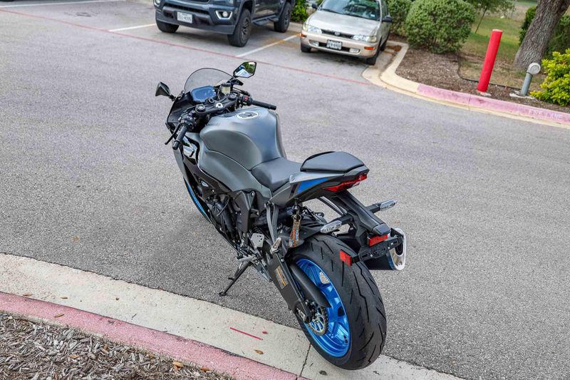 NEW 2026 KAWASAKI NINJA ZX6R ABS Image 2