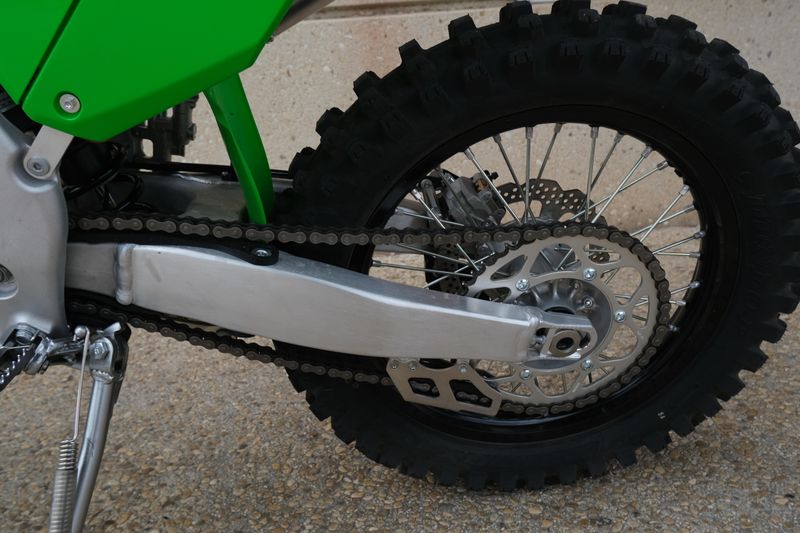 2025 Kawasaki KX450X LIME GREEN Image 18