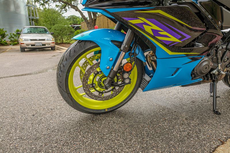 NEW 2026 YAMAHA YZFR7 Image 9