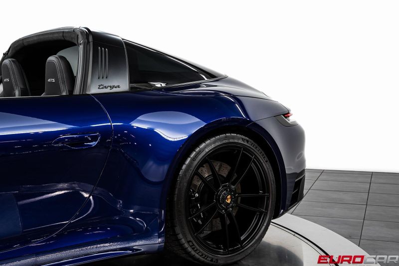2023 Porsche 911 Targa 4 GTS *PREMIUM PACKAGE * FRONT LIFT*Image 17