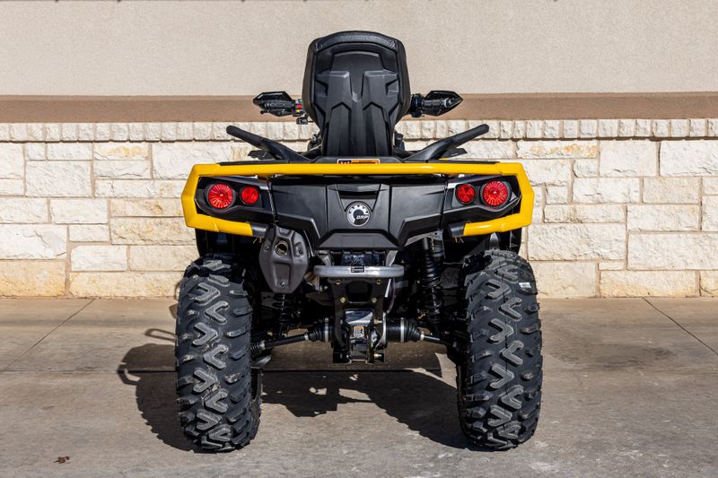2024 Can-Am OUTLANDER MAX XTP 1000R HYPER SILVER AND NEO YELLOWImage 4