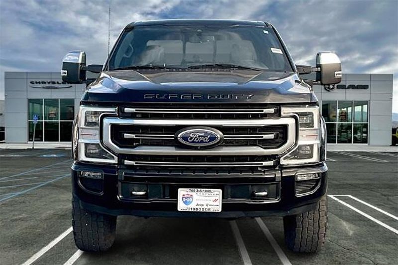 2022 Ford F-350 PlatinumImage 2