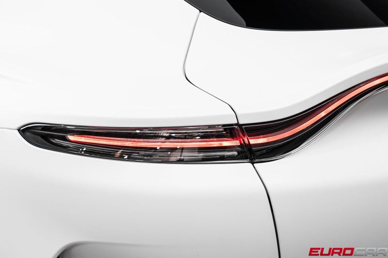 Used 2025 Aston Martin DBX 707 *SATIN FACTORY PAINT * PREMIUM PACKAGE*Image 17