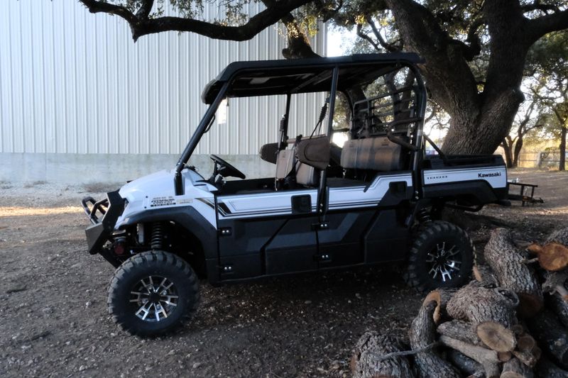 2025 Kawasaki MULE PROFXT 1000  PLATINUM RANCH EDITION METALLIC STARDUST WHITEImage 22