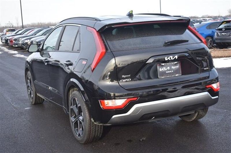 New 2025 Kia Niro EX TouringImage 5