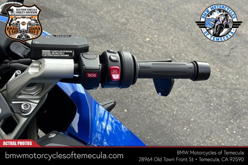 2026 BMW R 1300 RSImage 18