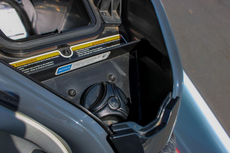 2025 SEADOO RXPX 325 WITH SOUND SYSTEM ICE METAL AND MANTA GREEN Image 22