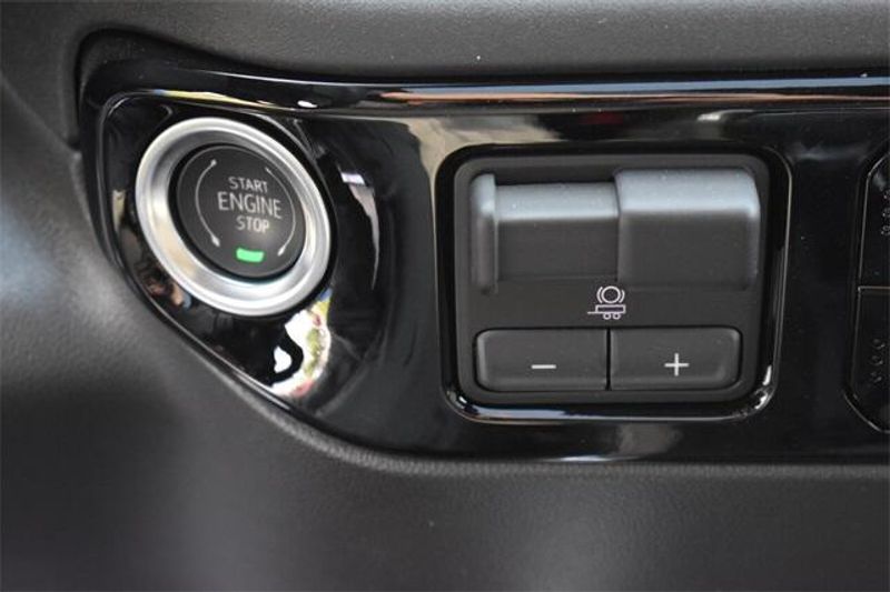 2025 Chevrolet Silverado 1500 RSTImage 31