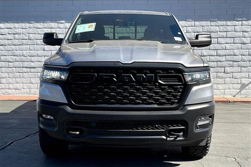 2025 Ram 1500 Tradesman photo 2