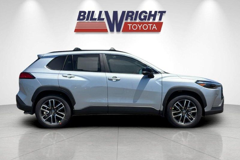 New 2026 Toyota Corolla Cross XLEImage 2