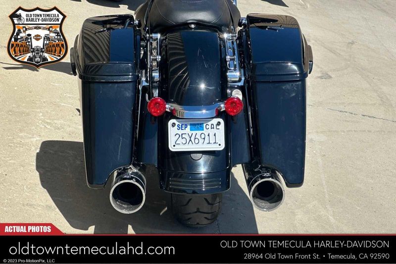 2022 Harley-Davidson Street Glide in a Black exterior color. BMW Motorcycles of Temecula – Southern California (951) 506-6903 bmwmotorcyclesoftemecula.com 