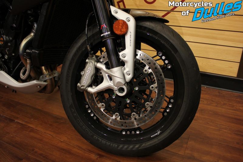 2023 MV Agusta Dragster RR SCS Image 14