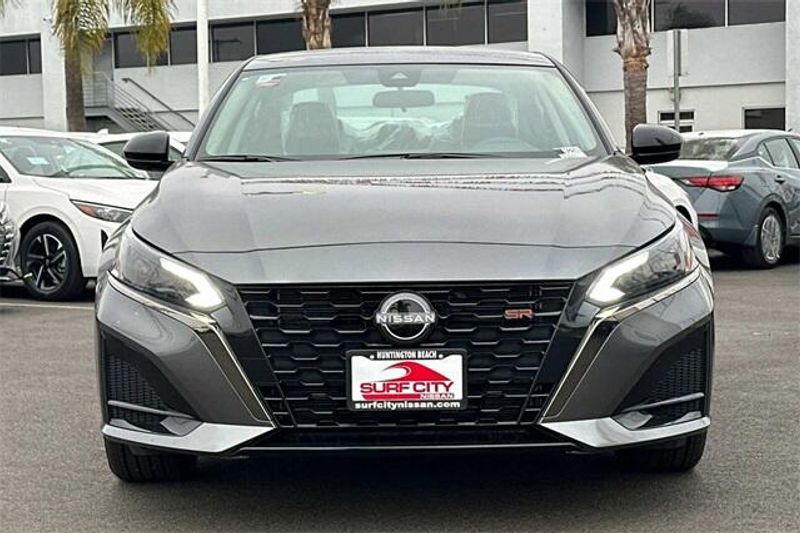 2025 Nissan Altima 2.5 SRImage 6