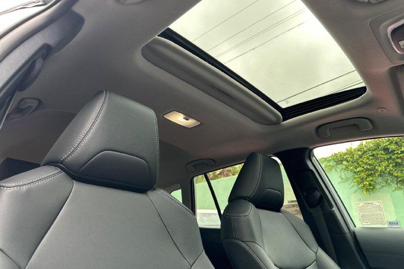 New 2026 Toyota Corolla Cross XLEImage 18