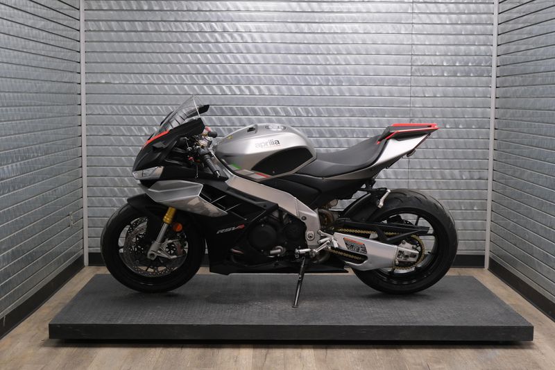 USED 2022 APRILIA RSV4 1100 Image 6