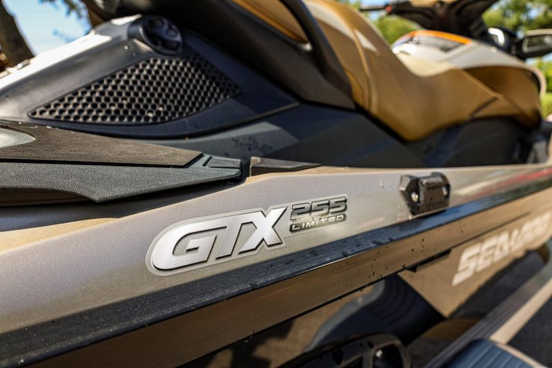 2009 SEADOO GTX 255  BROWN AND TAN Image 8