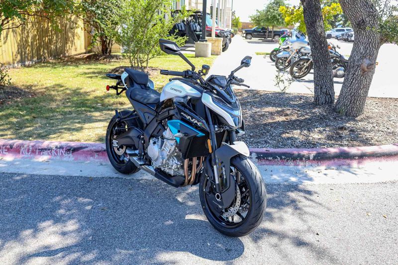 NEW 2026 CFMOTO 675NK Image 26