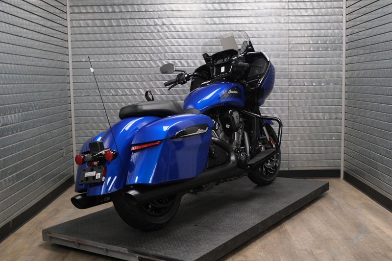 NEW 2026 INDIAN MOTORCYCLE CHALLENGER DARK HORSE WITH 112 PACKAGE Image 3