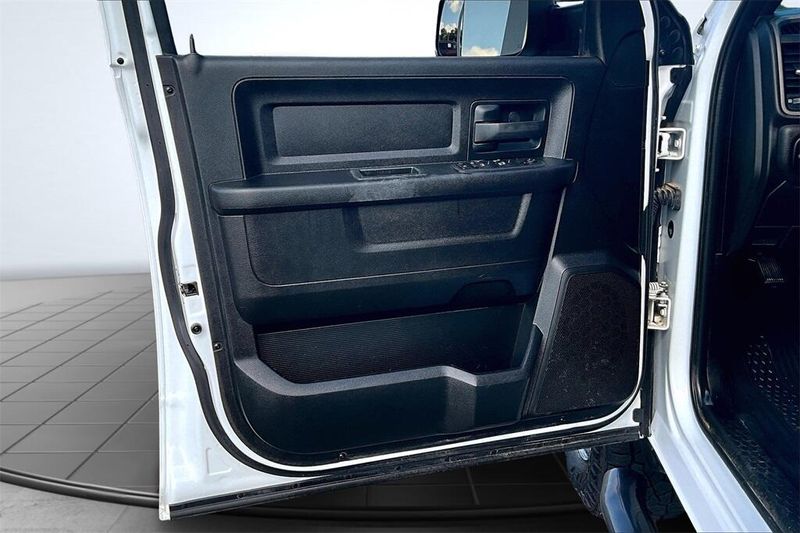 2022 Ram 2500 Tradesman photo 23