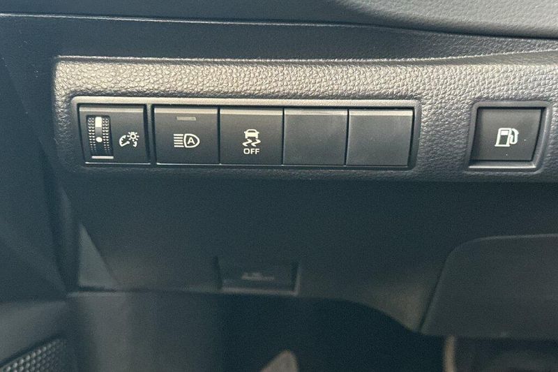 New 2027 Toyota Corolla Hybrid SEImage 26