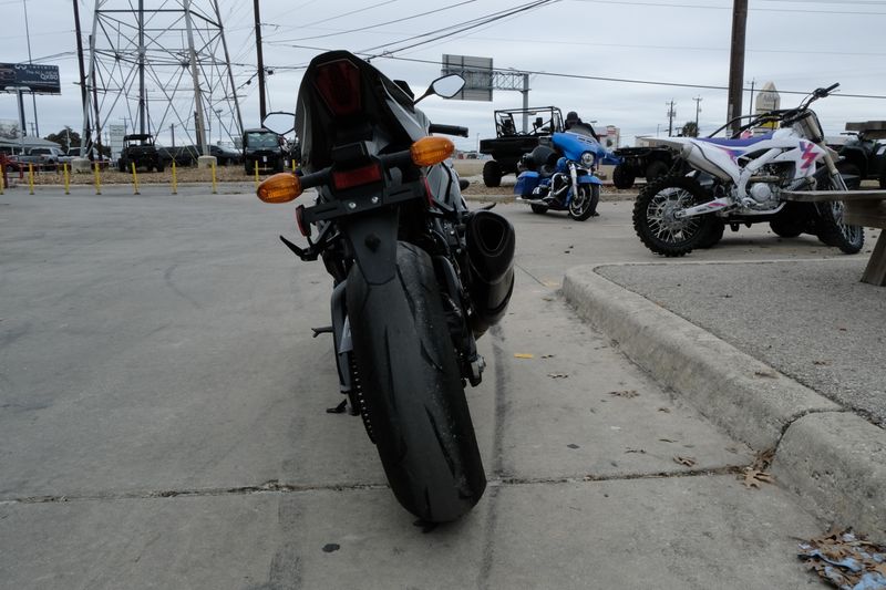 2018 Suzuki GSXR1000RImage 18