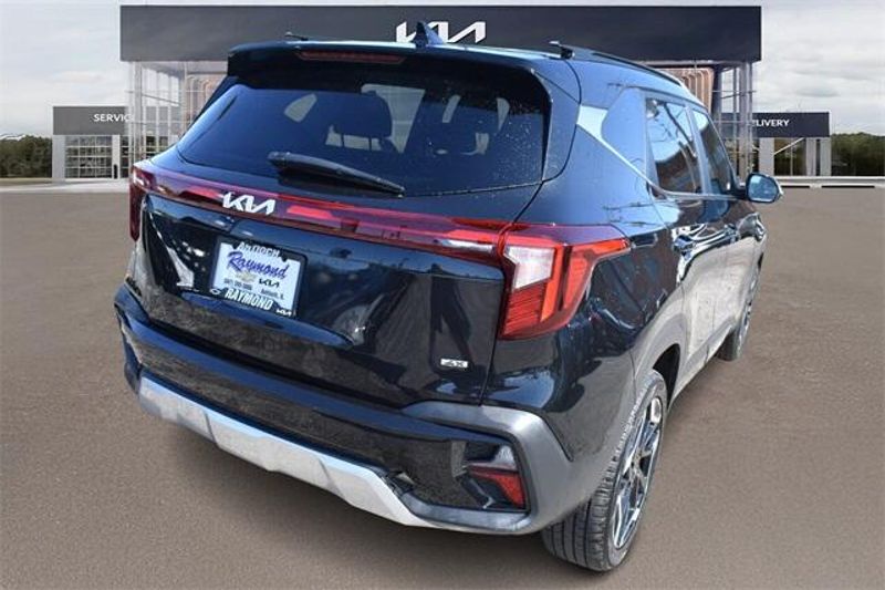2024 Kia Seltos SXImage 3