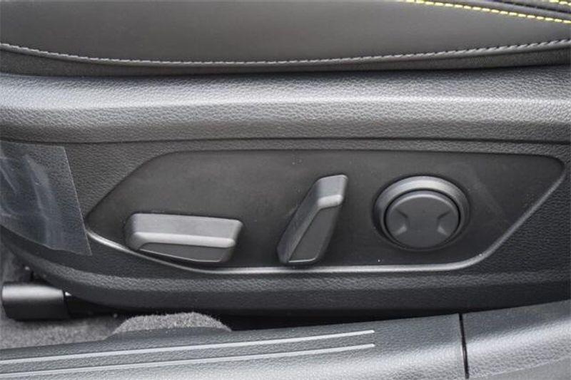 2025 Kia K5 GTImage 20