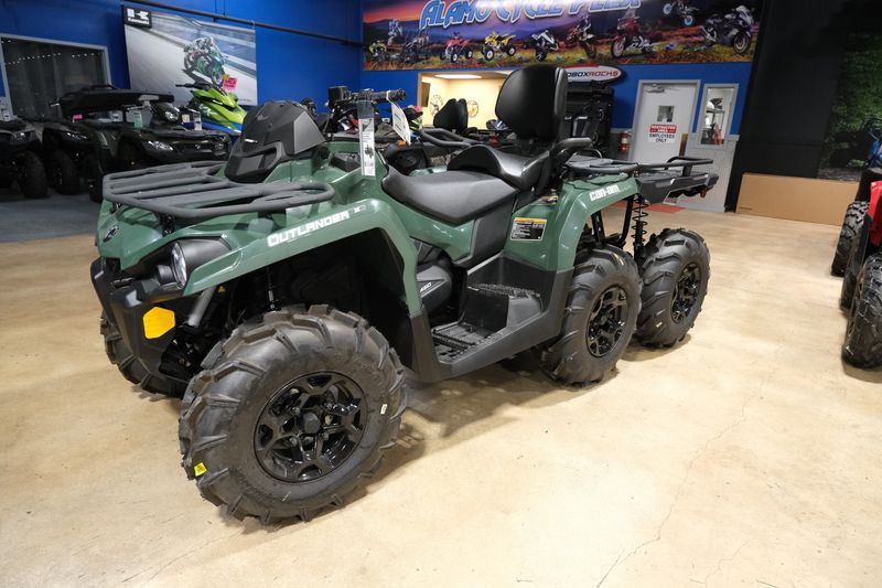 2024 Can-Am OUTLANDER MAX 6X6 DPS 450 TUNDRA GREENImage 18