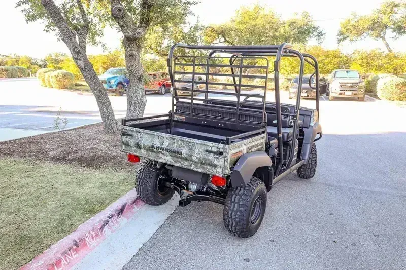NEW 2026 KAWASAKI MULE TRANS 4010 4X4 CAMO Image 11