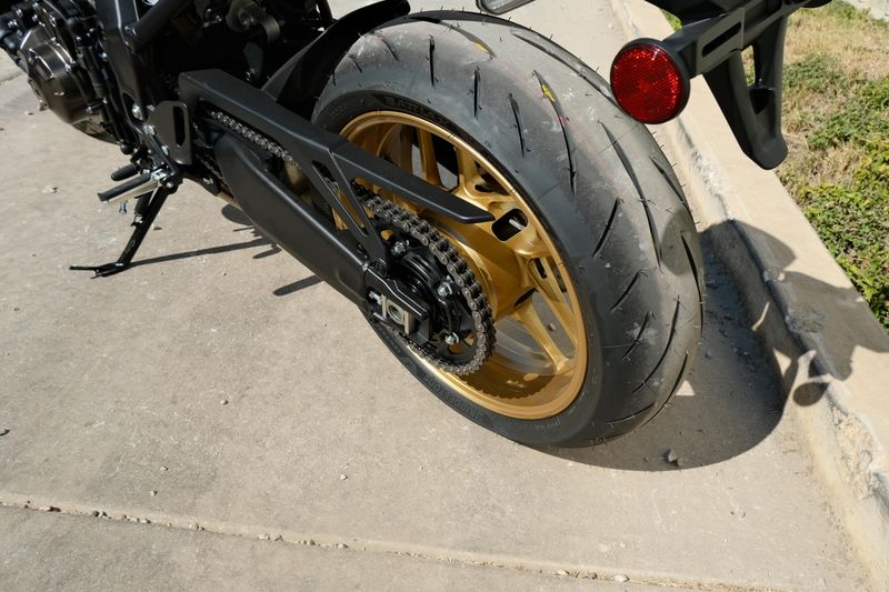 NEW 2025 YAMAHA XSR900 Image 18