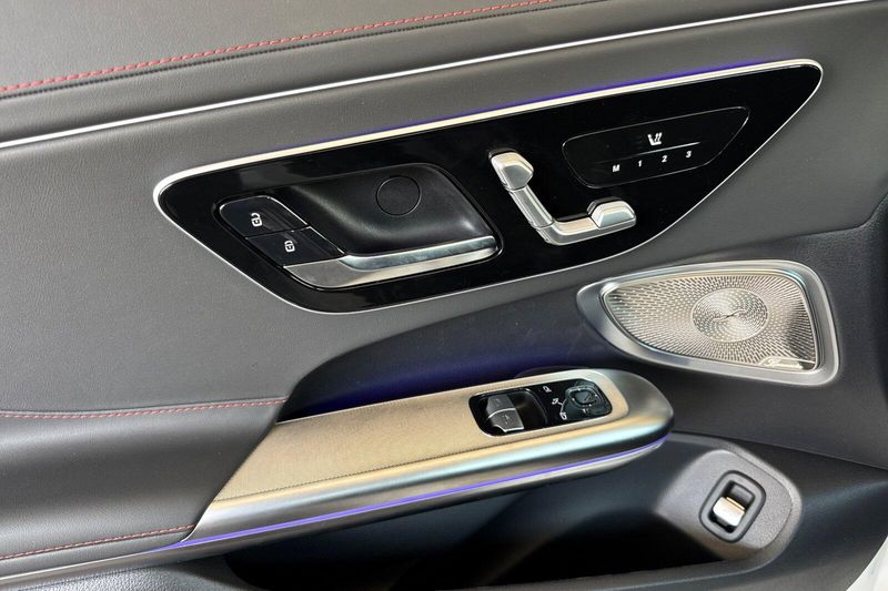 New 2027 Mercedes-Benz CLE 53 AMGImage 8