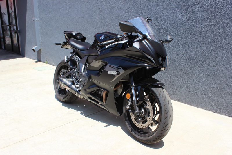 2025 Yamaha YZF R7 Image 10