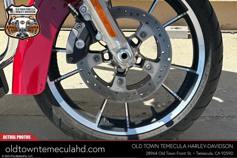 2021 Harley-Davidson Road Glide in a BILLIARD RED exterior color. BMW Motorcycles of Temecula – Southern California (951) 506-6903 bmwmotorcyclesoftemecula.com 