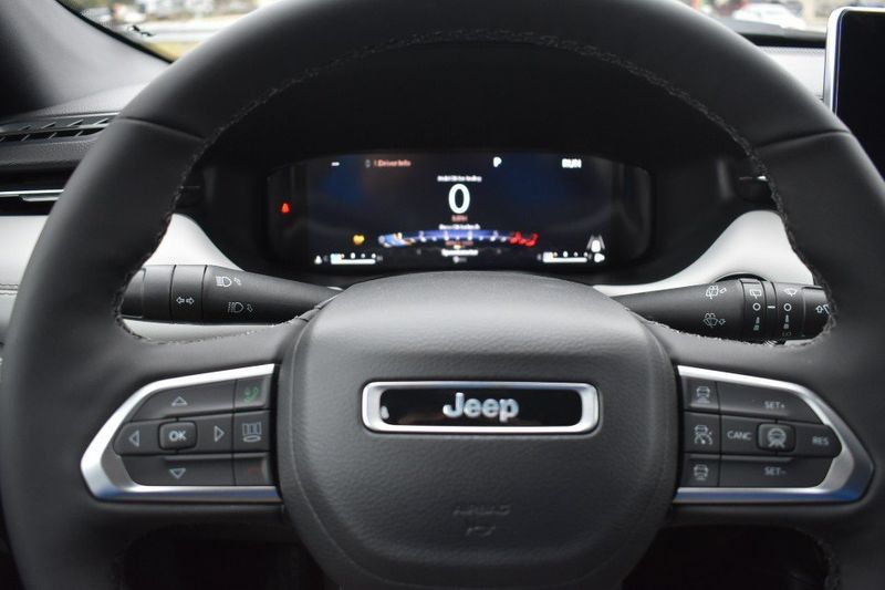 2023 Jeep Compass Limited 4x4Image 18