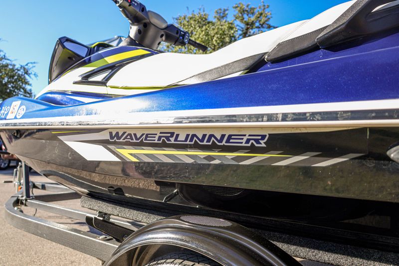 USED 2020 YAMAHA VX DELUXE Image 15