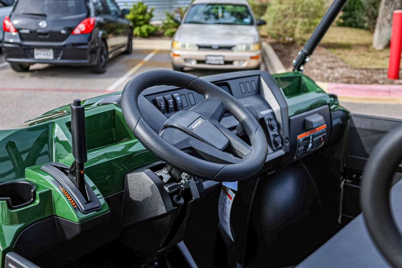 NEW 2026 KAWASAKI MULE PROFX 820 EPS Image 6