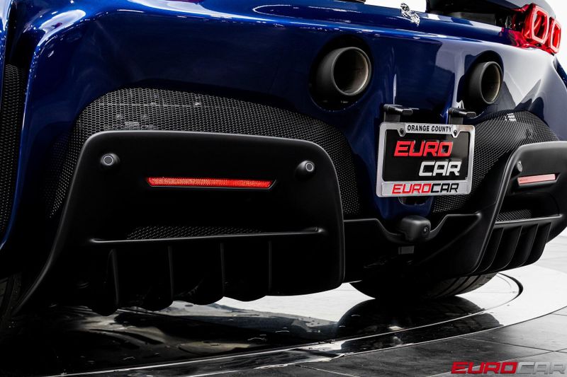 Used 2023 Ferrari SF90 Stradale *CARBON FIBER STEERING WHEEL W/ LEDS*Image 25