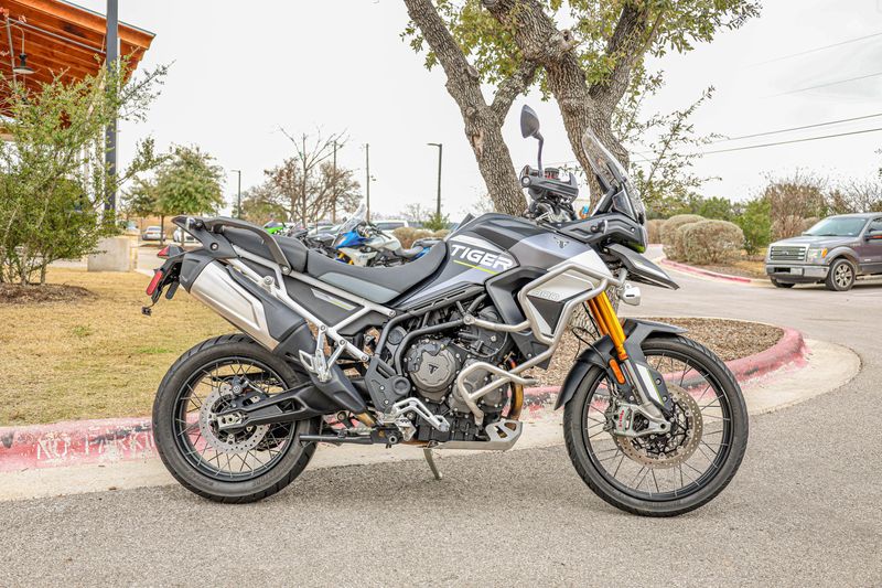 USED 2024 TRIUMPH TIGER 900 RALLY PRO RALLY ARAGON EDITION Image 16