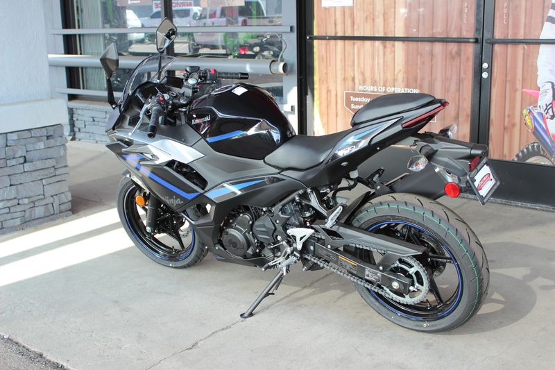 New 2025 Kawasaki NINJA 500 ABS Image 2