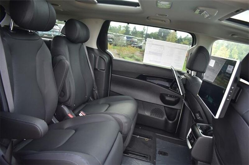 New 2026 Kia Carnival SX PrestigeImage 17